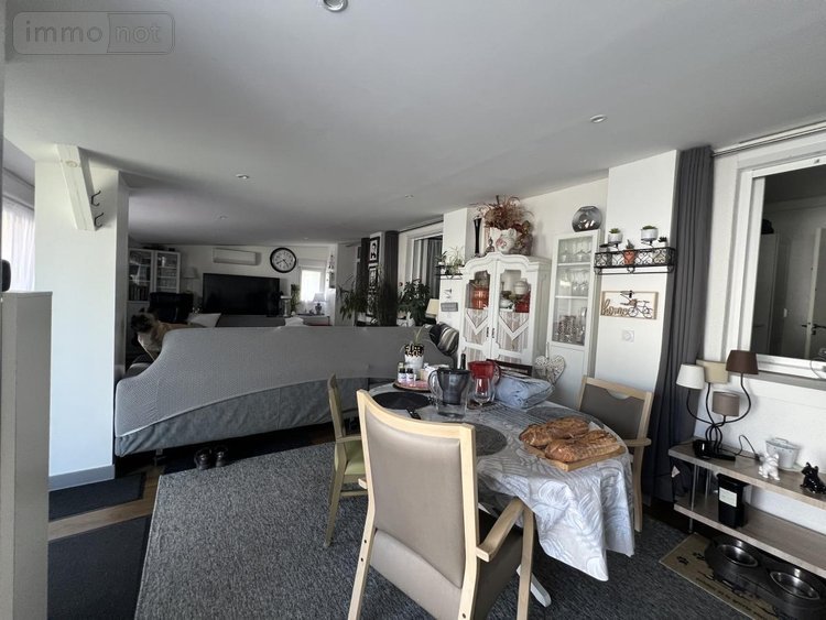 Immeuble a vendre Caulnes 22350 Côtes-d'Armor 179 m2  429590 euros