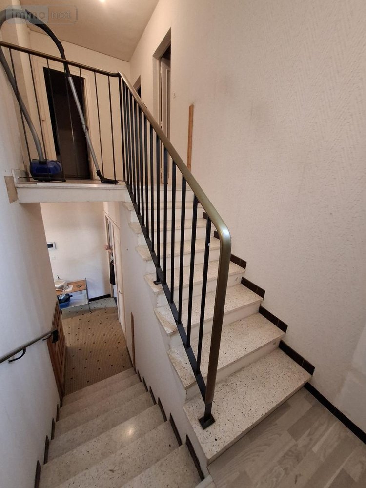 Maison a vendre Saintes 17100 Charente-Maritime 115 m2 6 pièces 199348 euros