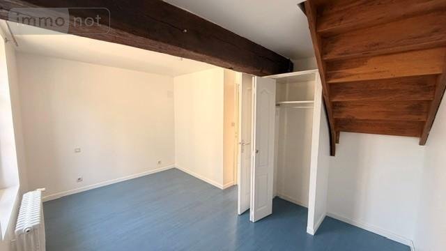 Location maison Château-Gontier-sur-Mayenne 53200 Mayenne 47 m2 3 pièces 450 euros