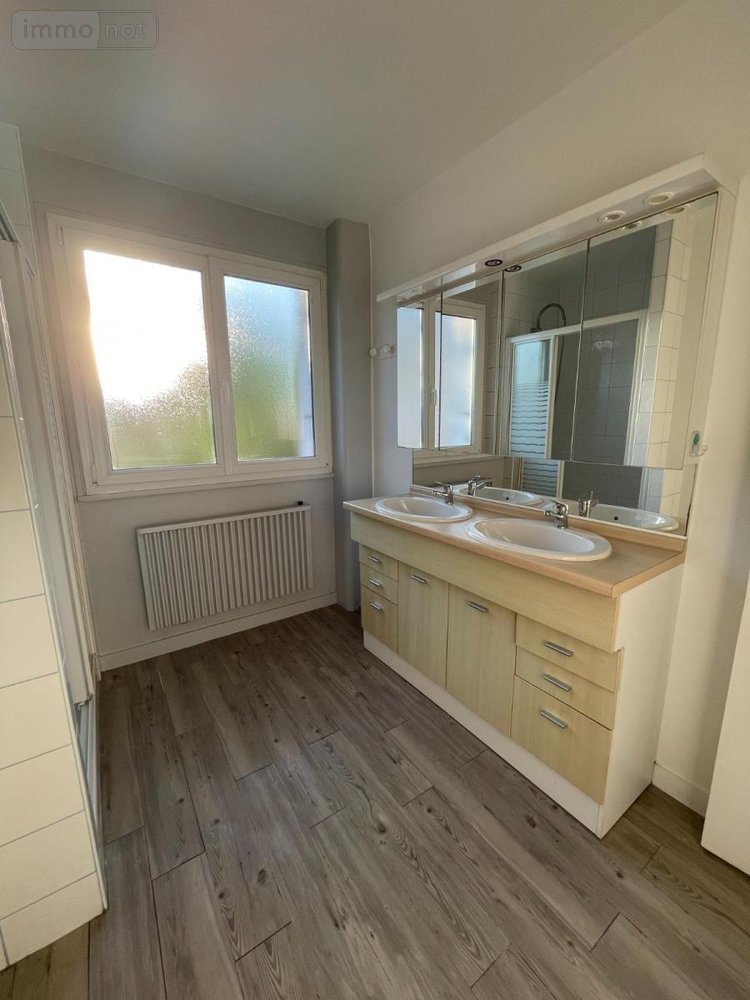 Appartement a vendre Concarneau 29900 Finistère 81 m2  229240 euros