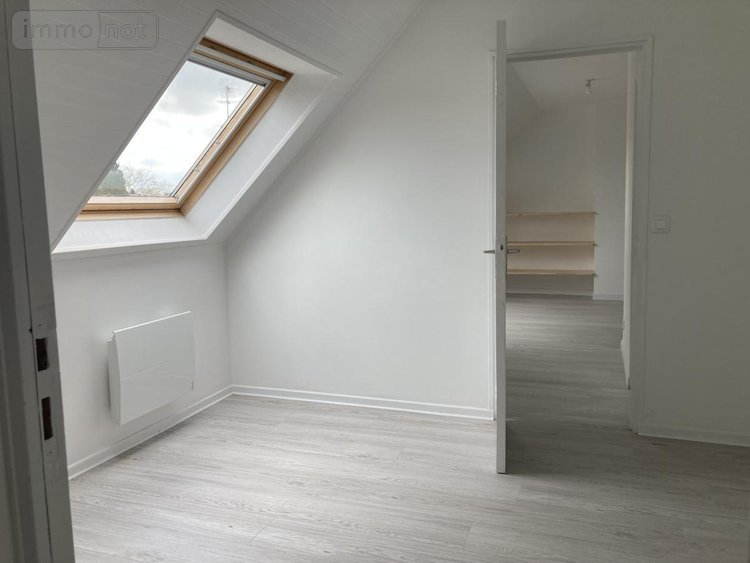 Location maison Ploubezre 22300 Côtes-d'Armor 96 m2 4 pièces 950 euros