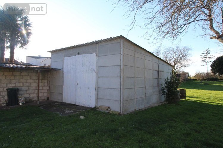 Maison a vendre Saintes 17100 Charente-Maritime 135 m2 6 pièces 355000 euros