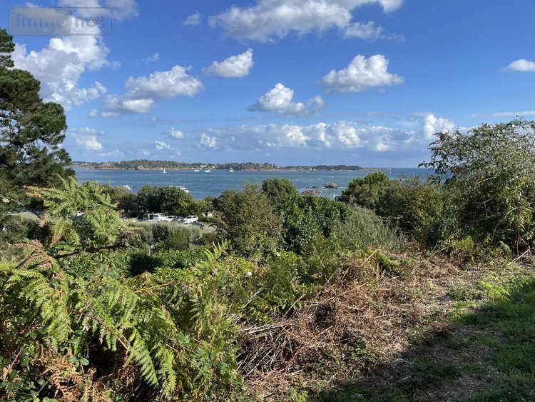 Garage et parking a vendre Ploubazlanec 22620 Côtes-d'Armor 26 m2  43000 euros