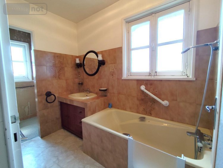 Maison a vendre La Possonnière 49170 Maine-et-Loire 92 m2 5 pièces 170000 euros