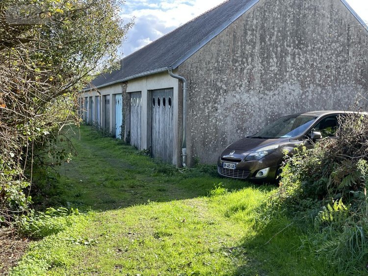 Garage et parking a vendre Ploubazlanec 22620 Côtes-d'Armor 26 m2  43000 euros