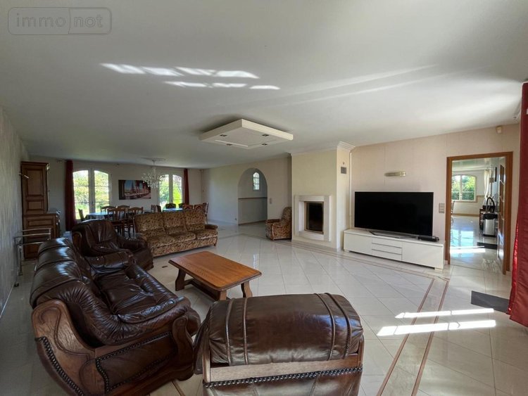 Maison a vendre Montcresson 45700 Loiret 241 m2 7 pièces 376400 euros