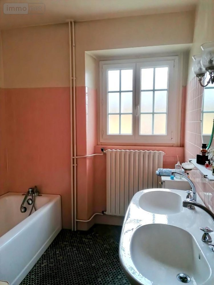 Maison a vendre Landivisiau 29400 Finistère 188 m2 8 pièces 229240 euros