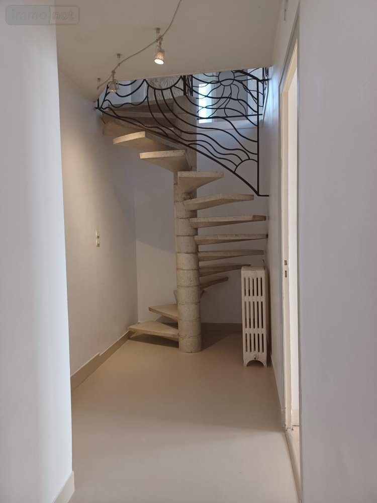 Immeuble a vendre L'Île-Bouchard 37220 Indre-et-Loire 144 m2  188800 euros