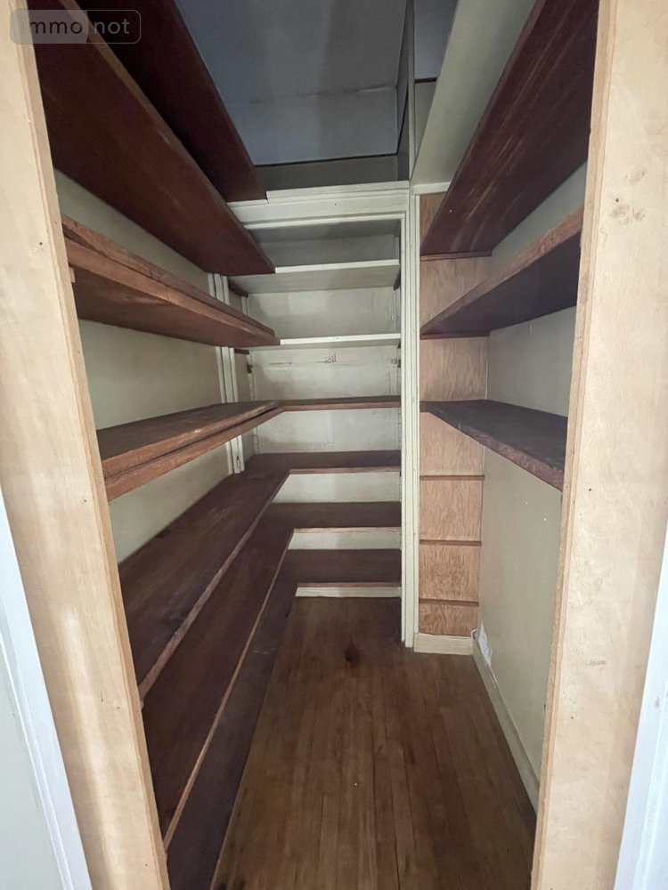 Immeuble a vendre Lorient 56100 Morbihan 887 m2  933840 euros