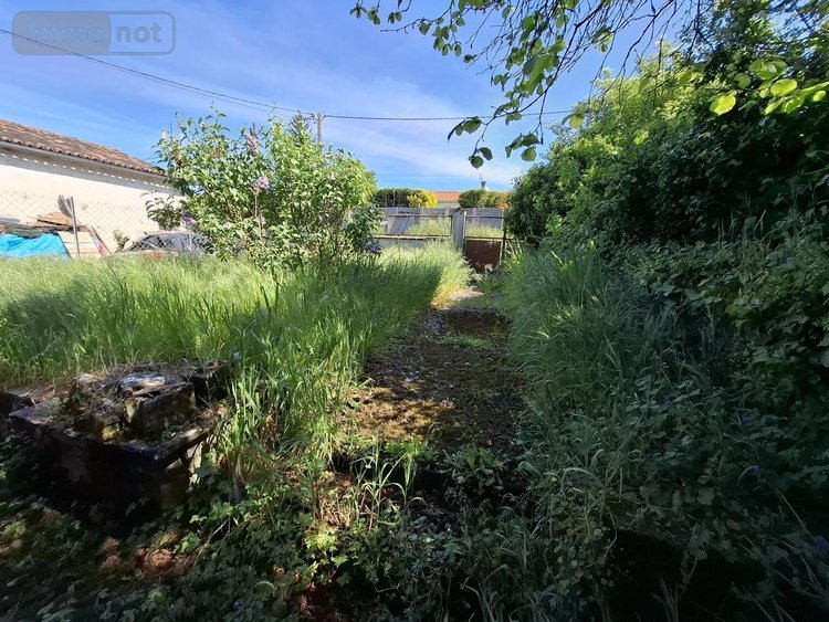 Maison a vendre Chaniers 17610 Charente-Maritime 96 m2 5 pièces 80000 euros