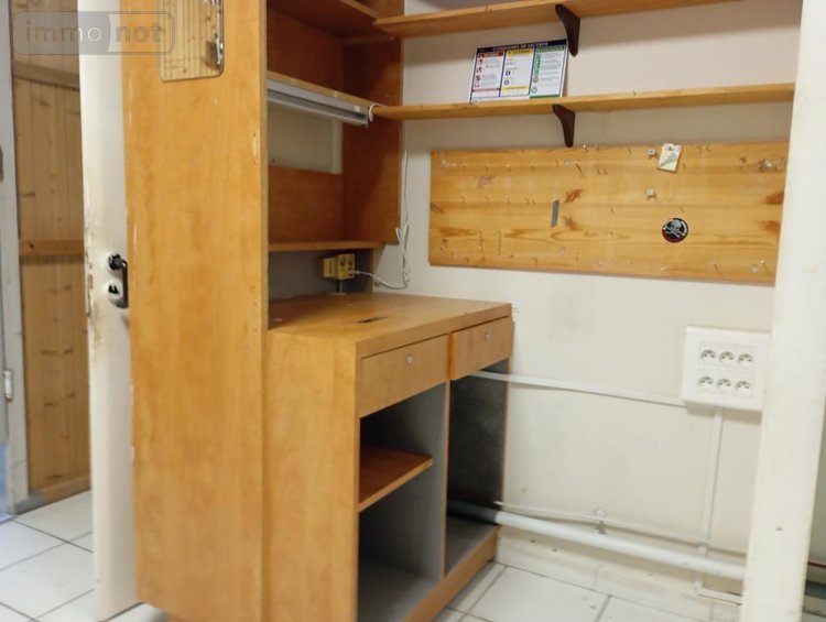 Location fonds et murs commerciaux Bourg-en-Bresse 01000 Ain 58 m2  741 euros