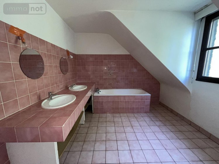 Maison a vendre Évron 53600 Mayenne 134 m2 6 pièces 188550 euros