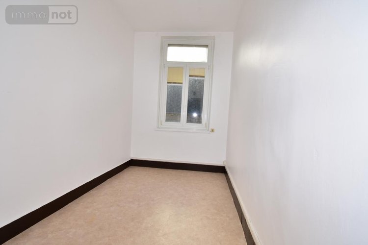 Immeuble a vendre Cambrai 59400 Nord 150 m2  142400 euros