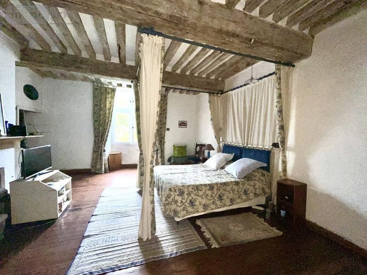 Maison a vendre La Chapelle-Rainsouin 53150 Mayenne 201 m2 6 pièces 188550 euros