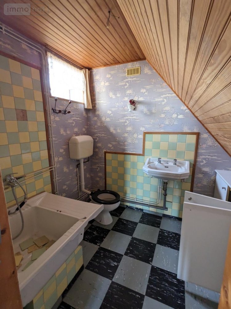 Immeuble a vendre Morlaix 29600 Finistère 249 m2  94600 euros