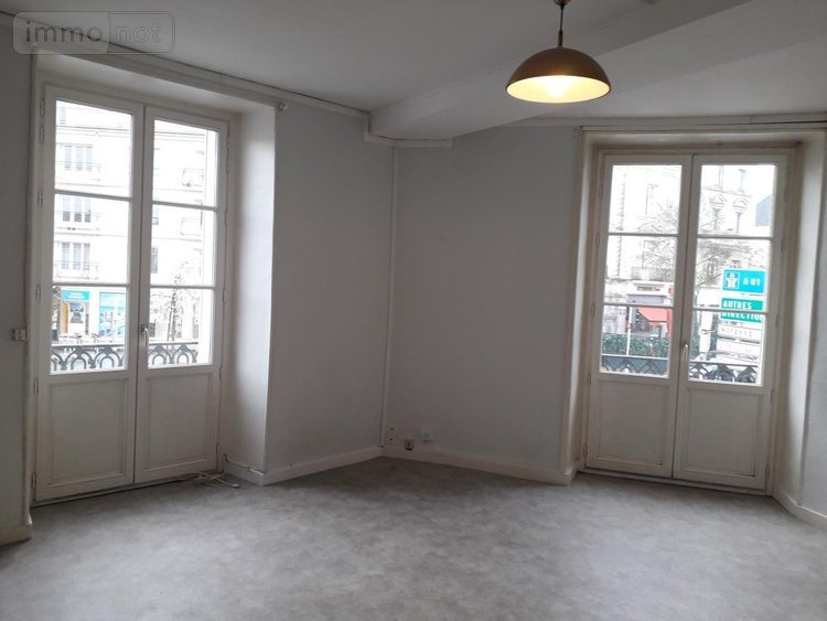 Location appartement Laval 53000 Mayenne 69 m2 3 pièces 650 euros