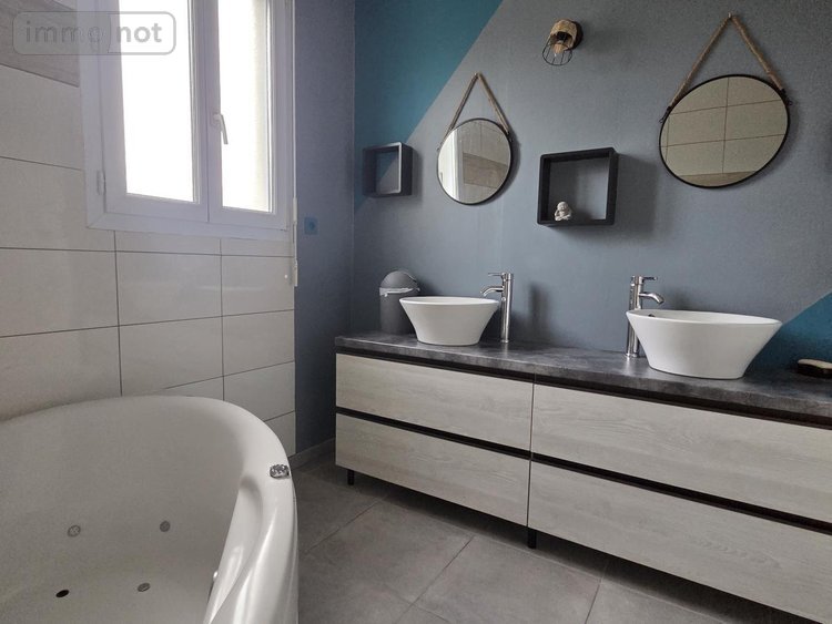 Maison a vendre La Roche-Neuville 53200 Mayenne 143 m2 6 pièces 239900 euros