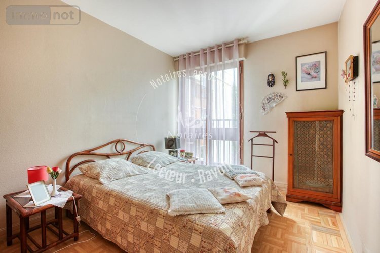Appartement a vendre Le Chesnay-Rocquencourt 78150 Yvelines 52 m2  169600 euros