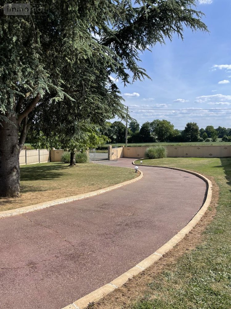 Maison a vendre Aigné 72650 Sarthe 240 m2 10 pièces 550000 euros