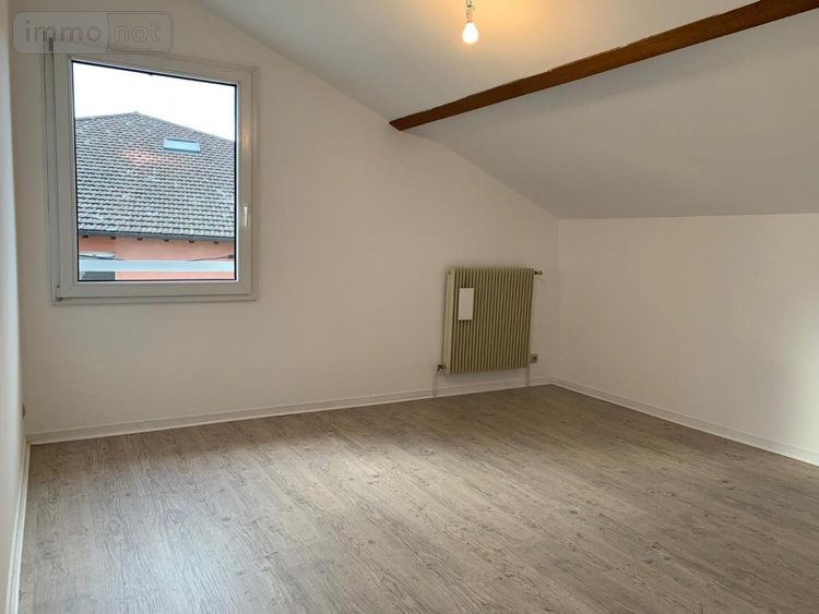 Location appartement Confrançon 01310 Ain 118 m2 4 pièces 800 euros