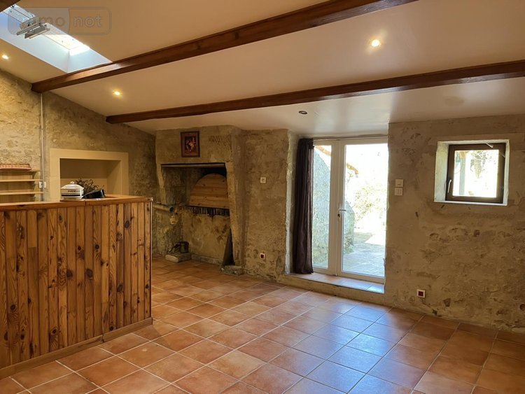 Maison a vendre Lairoux 85400 Vendée 227 m2 9 pièces 350240 euros