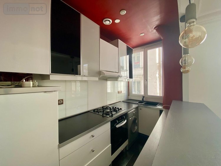 Location appartement Paris 18e arrondissement 75018 Paris 38 m2 2 pièces 1590 euros