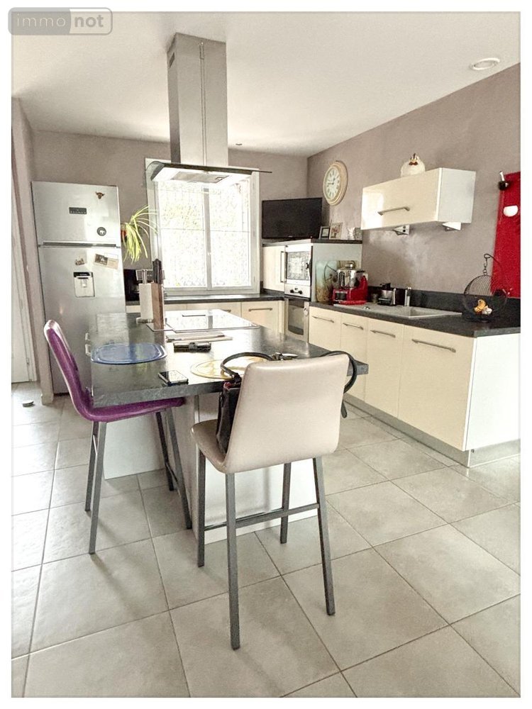 Maison a vendre Feneu 49460 Maine-et-Loire 146 m2 6 pièces 373860 euros