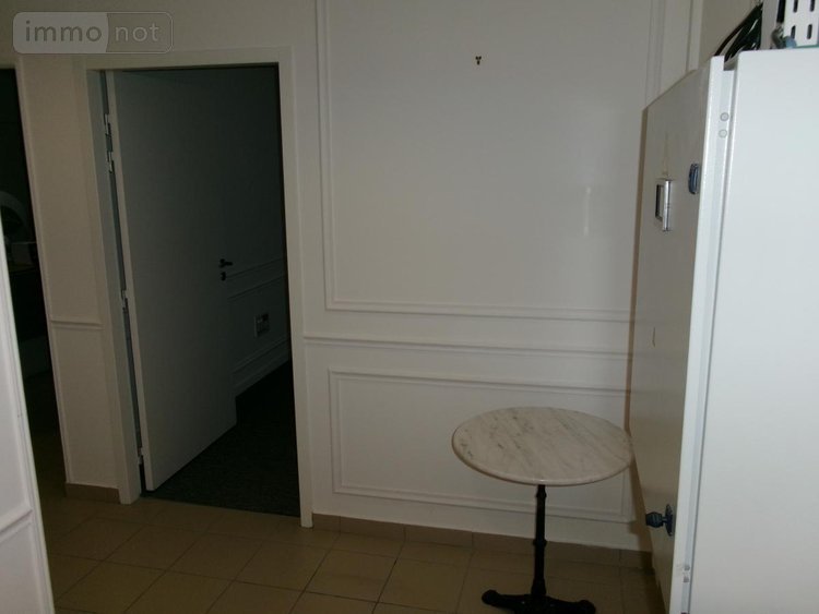 Location fonds et murs commerciaux Béthune 62400 Pas-de-Calais 196 m2  3700 euros