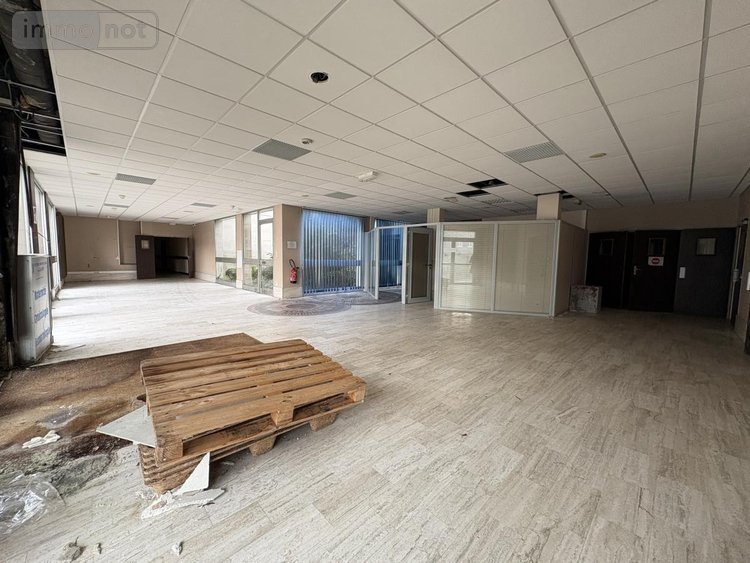 Immeuble a vendre Laon 02000 Aisne 1500 m2  700000 euros