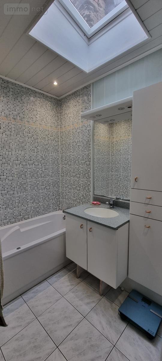 Immeuble a vendre Angers 49000 Maine-et-Loire 161 m2  593400 euros