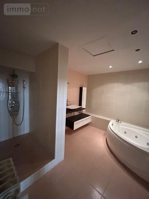 Appartement a vendre Thiers 63300 Puy-de-Dôme 208 m2 8 pièces 79000 euros