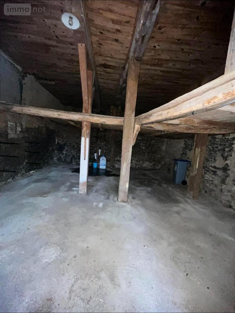 Immeuble a vendre Rochefort-sur-Nenon 39700 Jura 142 m2  158000 euros