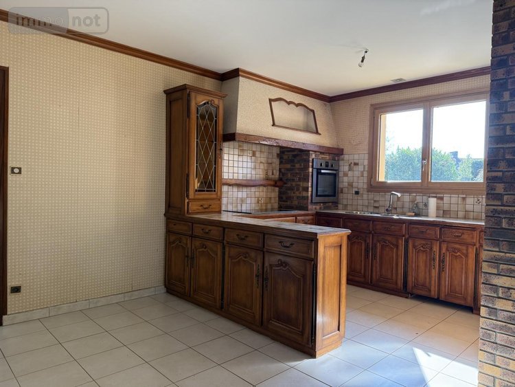 Maison a vendre Cholet 49300 Maine-et-Loire 132 m2 5 pièces 297840 euros