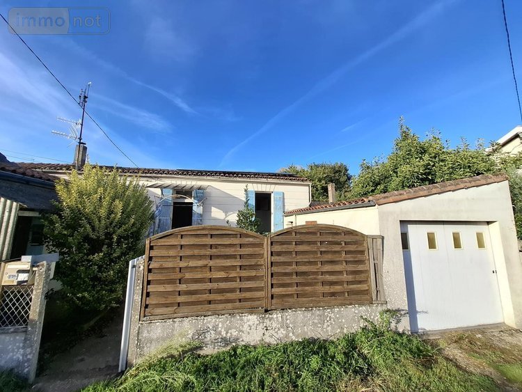 Maison a vendre Saintes 17100 Charente-Maritime 63 m2 3 pièces 115412 euros