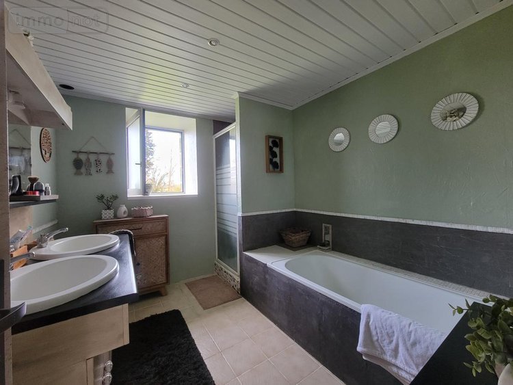 Maison a vendre Plouray 56770 Morbihan 139 m2 6 pièces 250000 euros