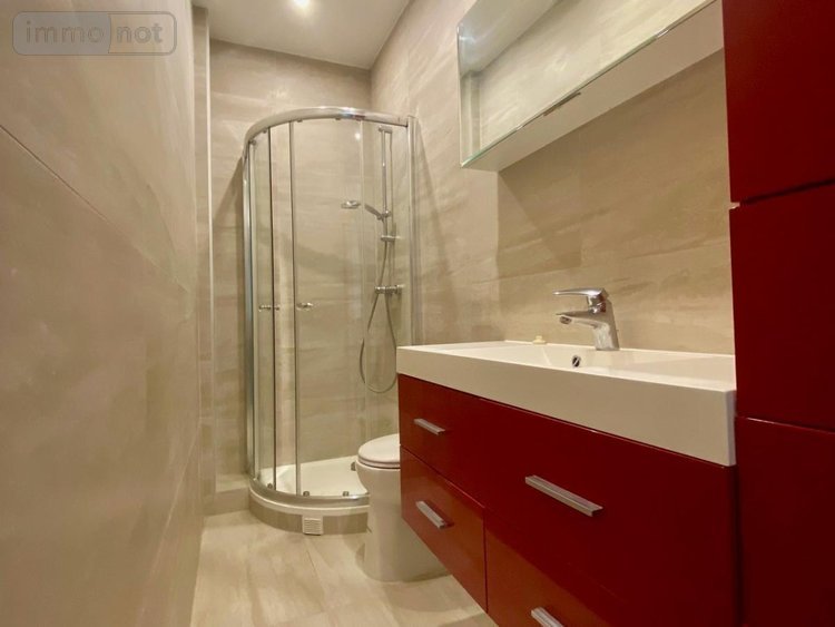 Location appartement Paris 18e arrondissement 75018 Paris 38 m2 2 pièces 1590 euros