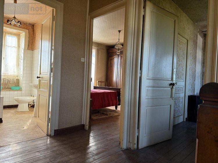 Maison a vendre Guingamp 22200 Côtes-d'Armor 243 m2 10 pièces 179512 euros