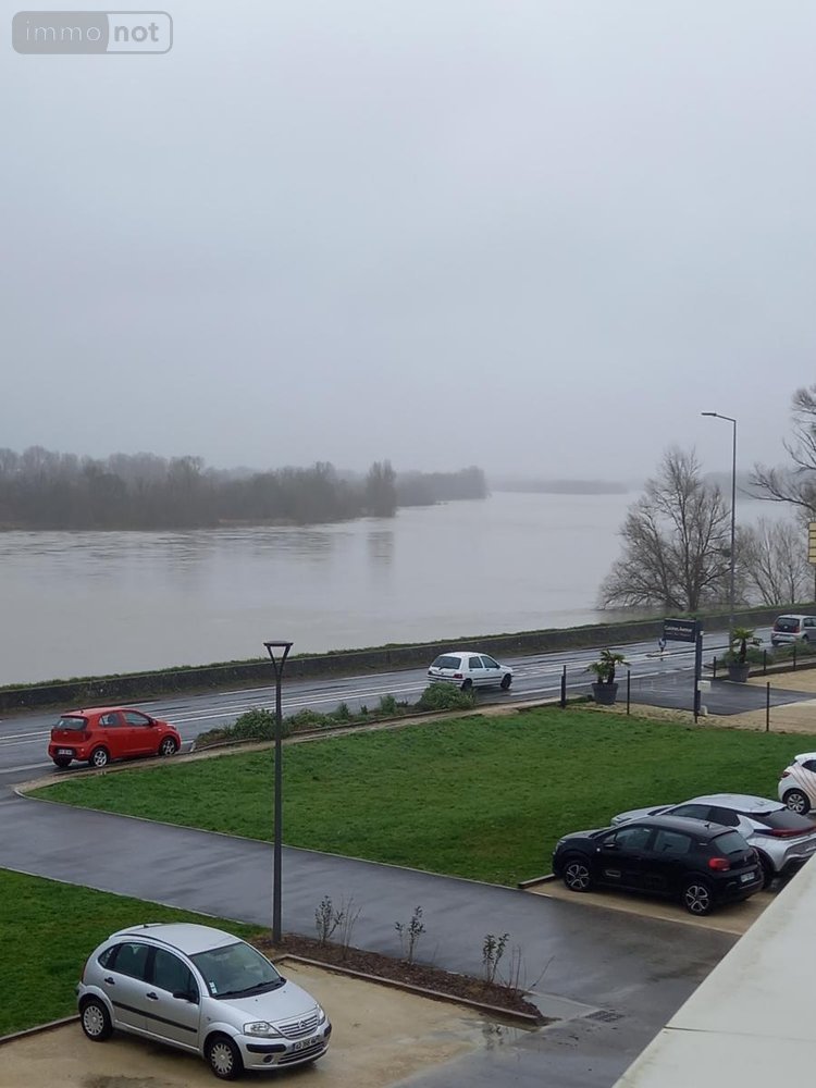 Location appartement Montlouis-sur-Loire 37270 Indre-et-Loire 97 m2 4 pièces 1400 euros