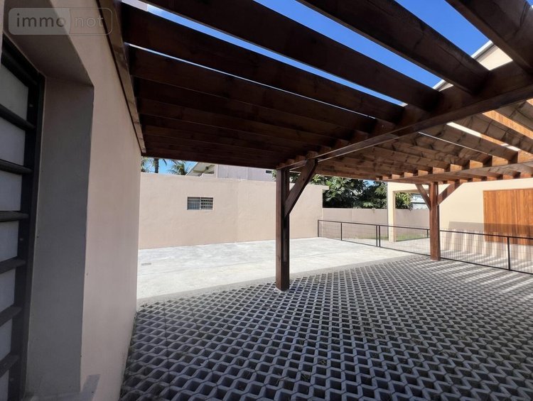 Maison a vendre Saint-Louis 97450 Réunion 89 m2 5 pièces 992000 euros