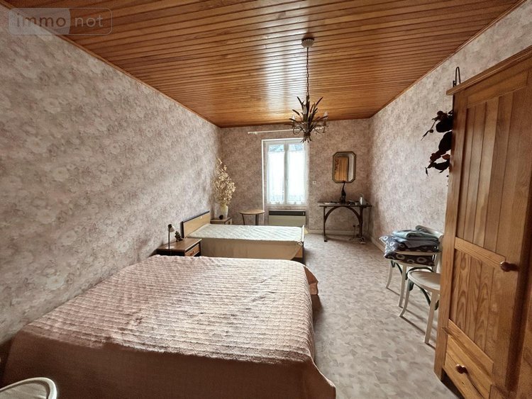 Immeuble a vendre Le Palais 56360 Morbihan 264 m2  579600 euros