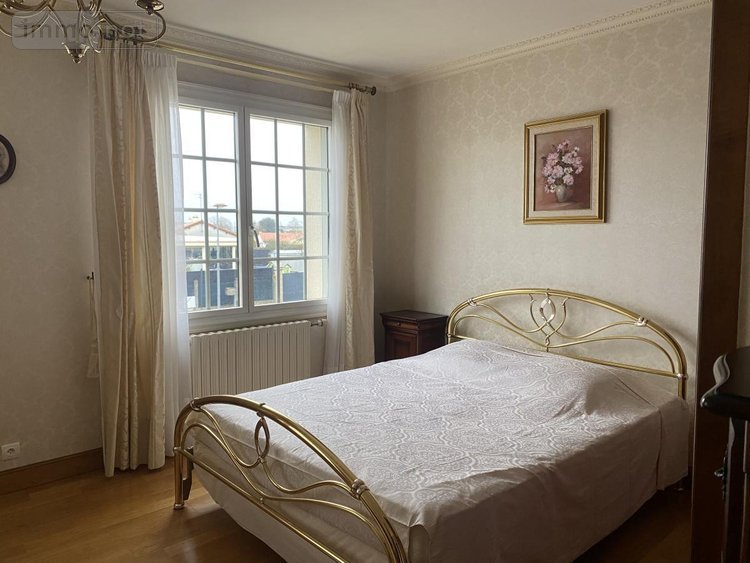 Maison a vendre Cholet 49300 Maine-et-Loire 192 m2 9 pièces 374640 euros