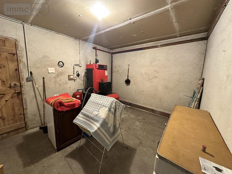 Maison a vendre Paulhac 15430 Cantal 154 m2  106000 euros