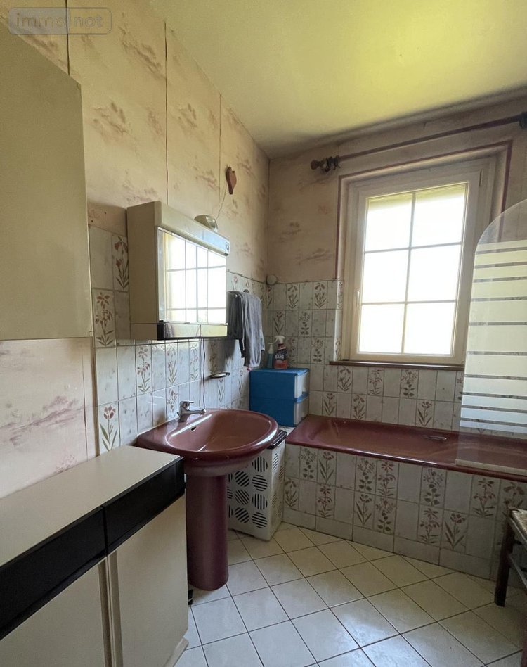Maison a vendre Courgains 72260 Sarthe 146 m2 7 pièces 157200 euros
