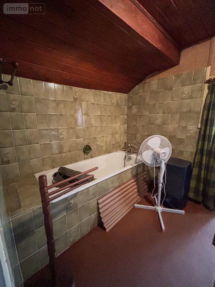 Maison a vendre Saint-Auvent 87310 Haute-Vienne 250 m2  209300 euros