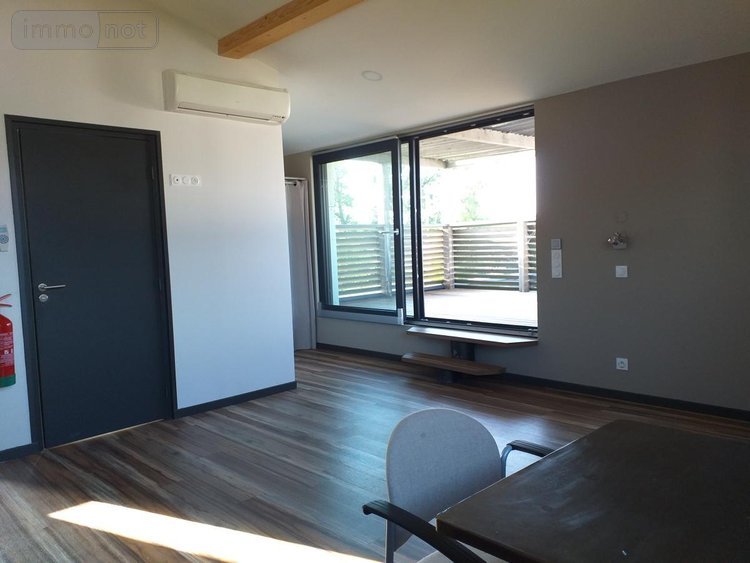 Fonds et murs commerciaux a vendre Questembert 56230 Morbihan 122 m2  372172 euros