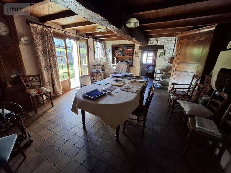 Maison a vendre Saintes 17100 Charente-Maritime 90 m2 3 pièces 157380 euros