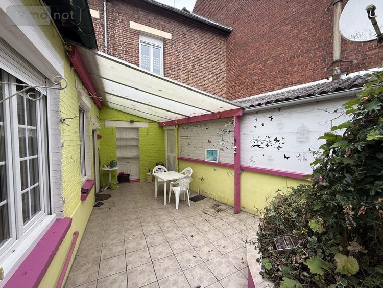 Immeuble a vendre Albert 80300 Somme 120 m2  196000 euros