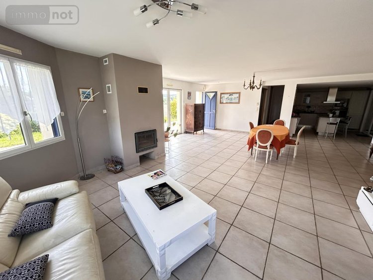 Maison a vendre Guer 56380 Morbihan 195 m2 8 pièces 322000 euros