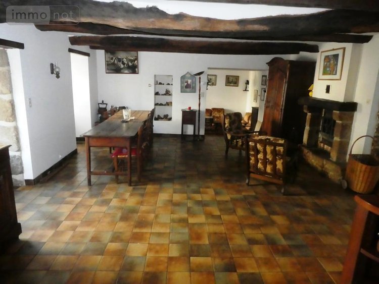 Maison a vendre Guémené-sur-Scorff 56160 Morbihan 185 m2 7 pièces 147550 euros