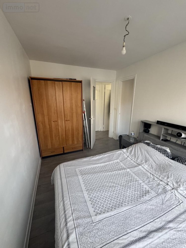 Location appartement Guînes 62340 Pas-de-Calais 65 m2  650 euros